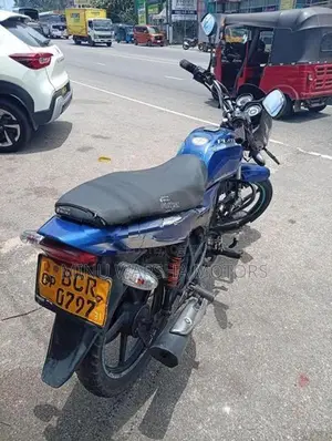 Bajaj Platina 2015
