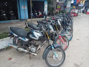 Bajaj CT100 2016