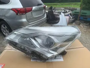Toyota KSP130 Vitz Head Light (52-303)