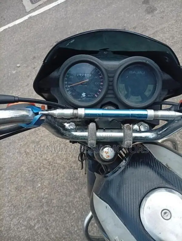Bajaj CT100 2013