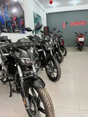 Hero Xtreme 125R Black 2026
