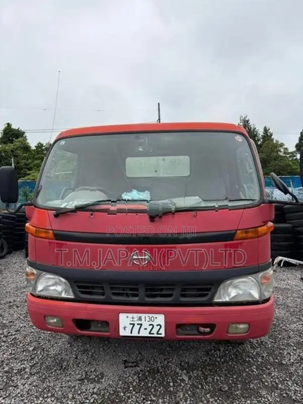 Toyota Dutro 24V Cabin