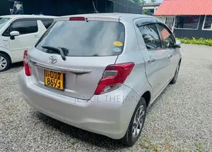 Toyota Vitz 2016