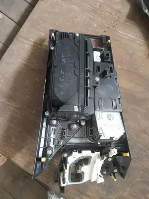 Toyota Lexus (GYL16) Center Panel - Reconditioned