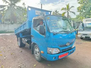 Hino Dutro XZU630T DUMP TRUCK 2018