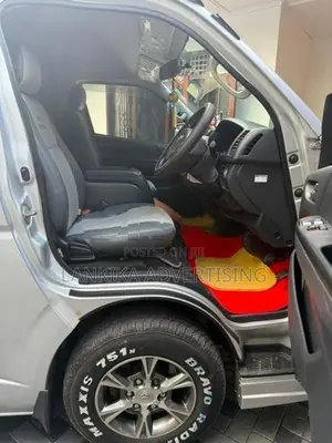 Toyota KDH HIGH ROOF 223 2017