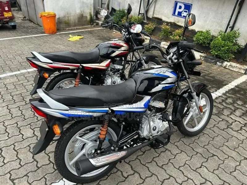 Bajaj CT100 Black new 2026