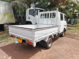 Nissan Atlas DUAL PURPOSE CREWCAB 2006