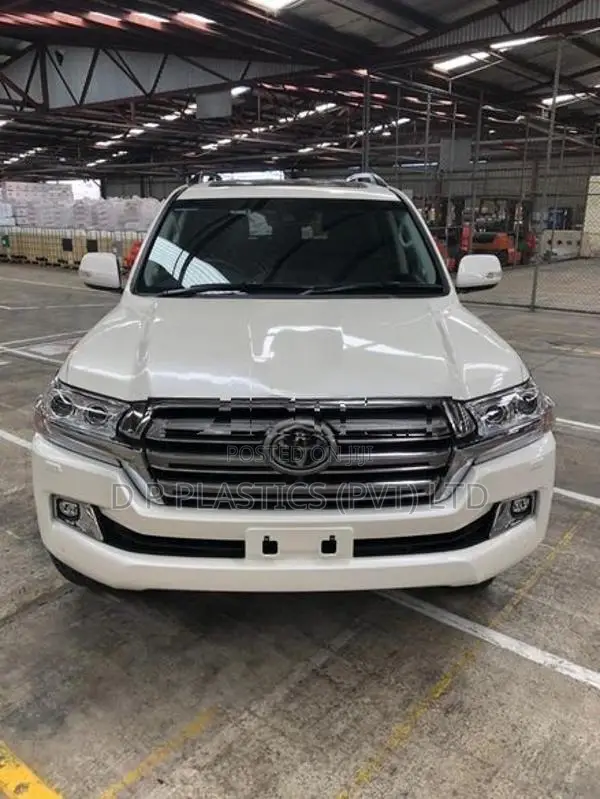 Toyota Land Cruiser Sahara V8 2018