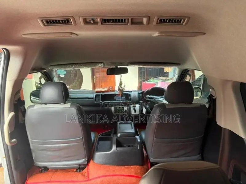 Toyota KDH HIGH ROOF 223 2017