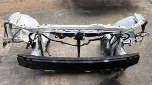 Toyota Mark X Nose Cut Panel