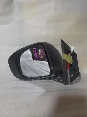 Daihatsu Mira (LA3505) LH Side Mirror - Reconditioned