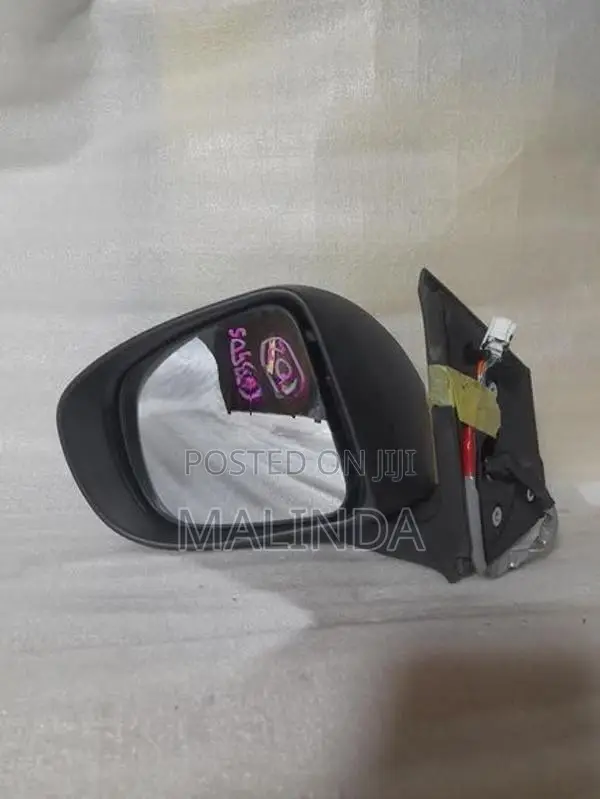 Daihatsu Mira (LA3505) LH Side Mirror - Reconditioned