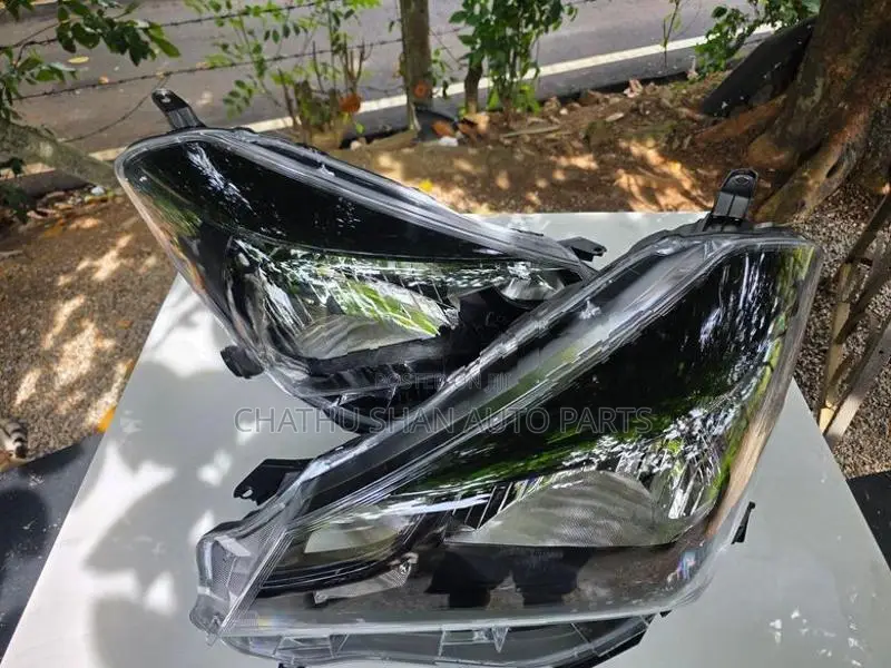 toyota vitz ksp 130 headlight