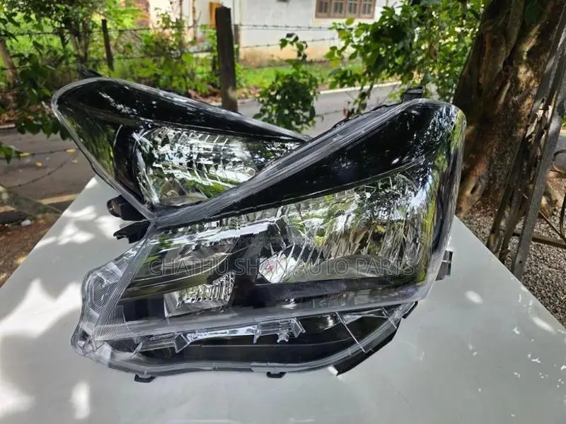 toyota vitz ksp 130 headlight