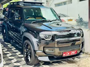 Land Rover Defender P300 UK Petrol B/NEW 2025
