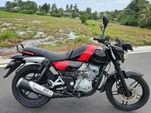Bajaj V15 2016
