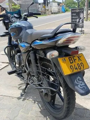 Bajaj Discover 2017