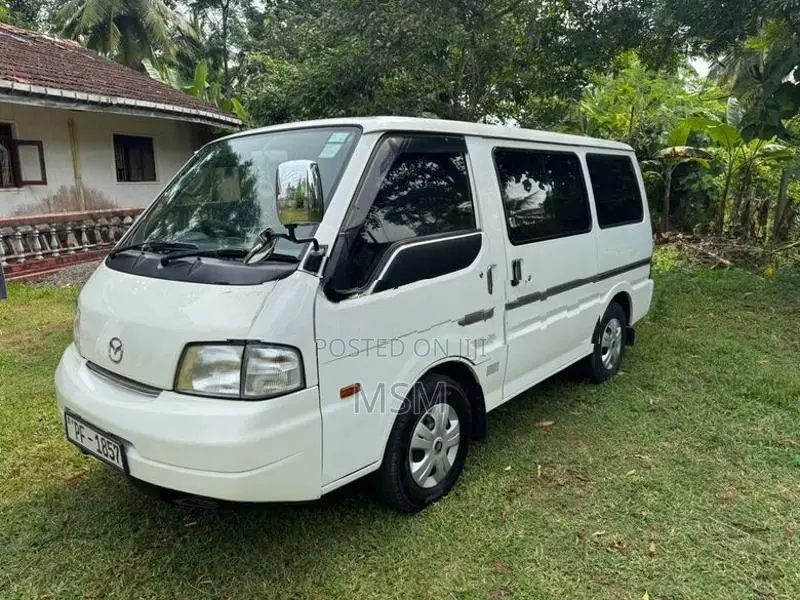 Mazda Bongo 2006