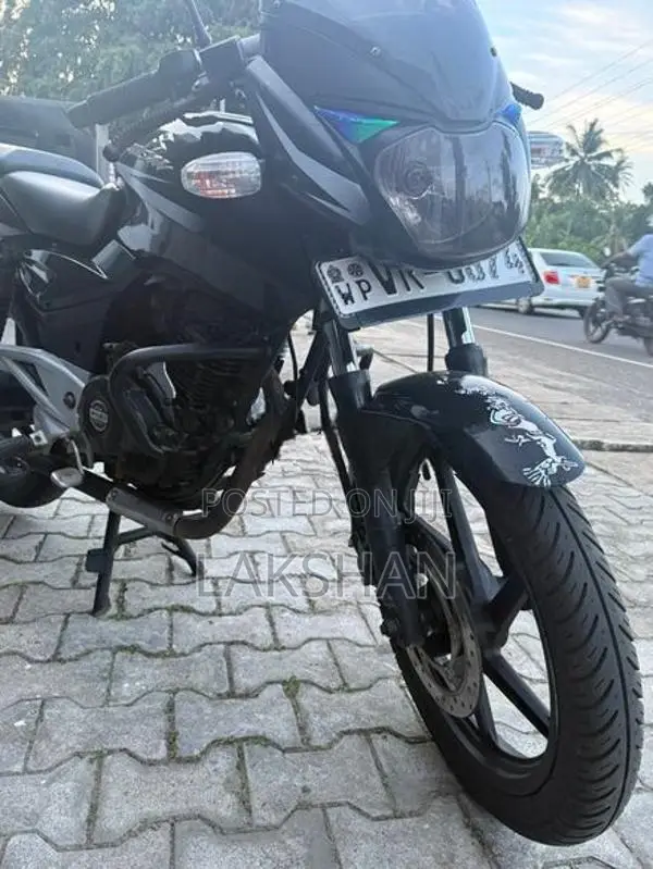 Bajaj Pulsar 180 2009