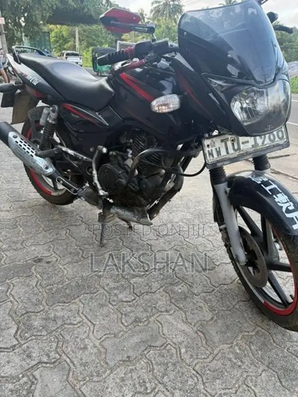 Bajaj Pulsar 180 2010