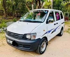 Toyota Noah CR 1999