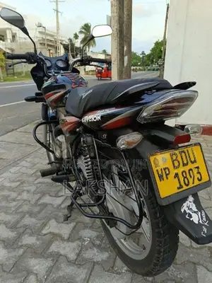 Bajaj Discover 125 2017