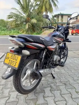 Bajaj Discover 125 2017