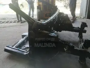 Toyota Aqua (NHP10) Half Face Cut - Reconditioned
