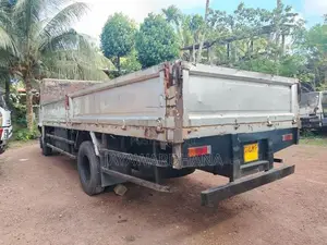 Mitsubishi Fuso 23ft HALF BODY 6D16 2016