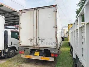 Isuzu Forward FRR90 FREEZER 18.5FT 2008