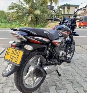 Bajaj Discover 125 2016