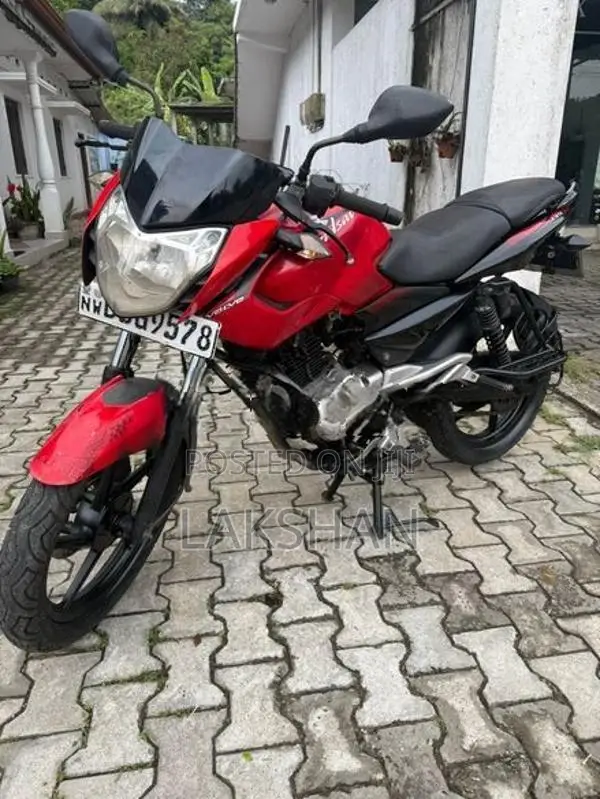 Bajaj Pulsar 135 2016