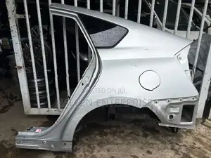 Toyota Prius 30 Rear Left Side Cut / Quarter Panel