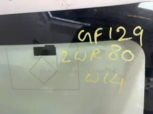 toyota voxy windscreen