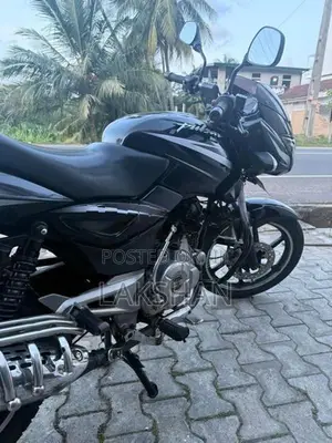Bajaj Pulsar 150 2015
