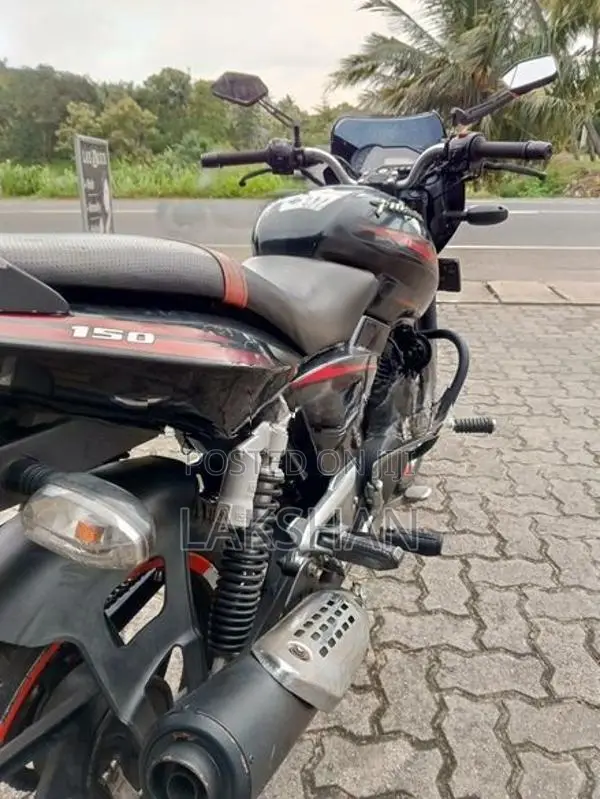 Bajaj Pulsar 180 2009