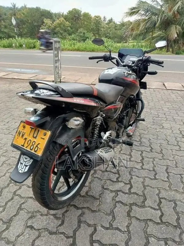 Bajaj Pulsar 180 2009