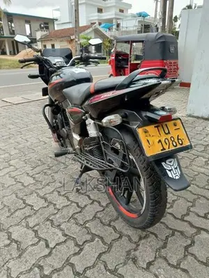 Bajaj Pulsar 180 2009