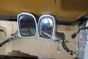 Toyota Crown (GWS204) Side Mirror LH/RH - Reconditioned