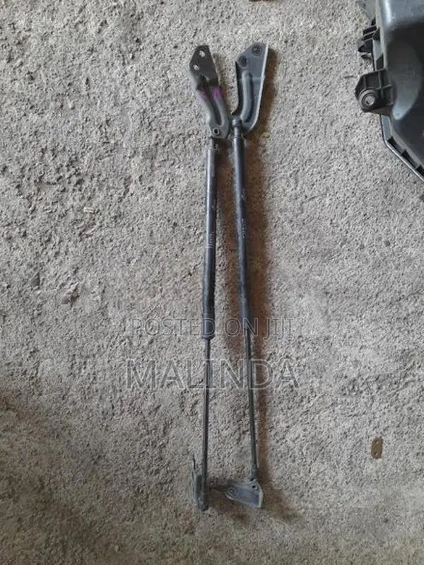 Toyota Crown Bonnet Shock - Reconditioned