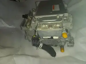 Toyota Camry (AVV50) Inverter - Reconditioned