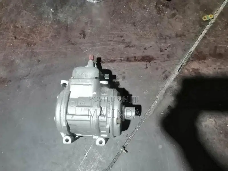 Toyota Hilux AC Compressor - Reconditioned