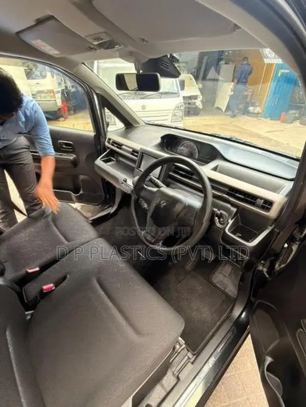 Suzuki Wagon R FX 2024