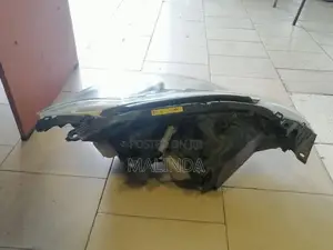 Toyota Crown (GWS204) Head Light ( LH/RH ) - Reconditioned