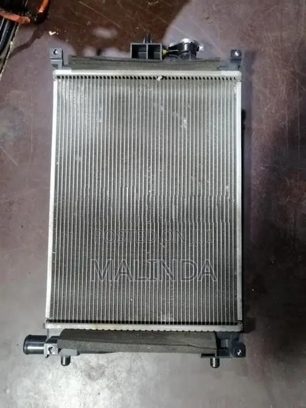 Suzuki Alto (HA365) Radiator - Reconditioned