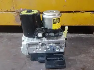 Toyota Crown (GWS204) ABS - Reconditioned