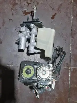 Toyota Crown (GWS204) ABS Pump - Reconditioned