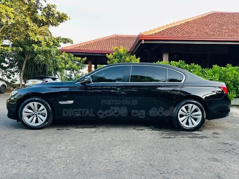 BMW 730Ld 2011