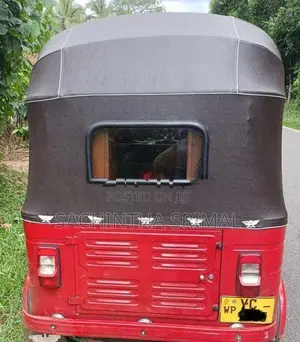Bajaj RE 2010